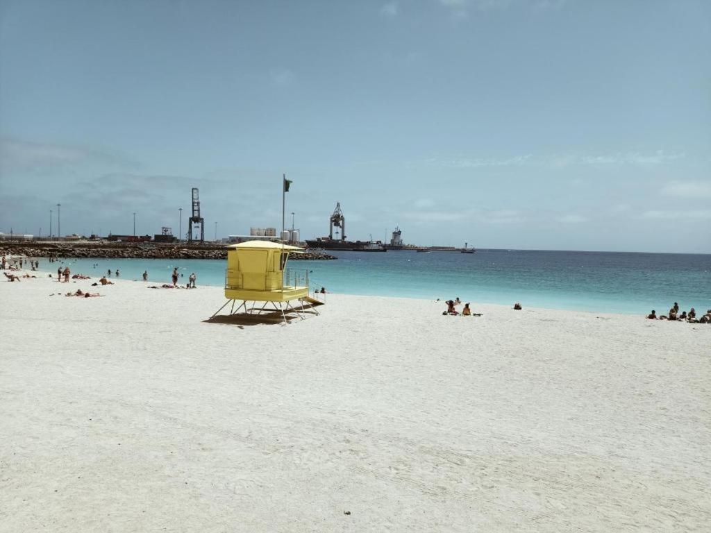Alojamiento Playa Chica, Los Pozos Habitaciones 罗萨里奥港 外观 照片